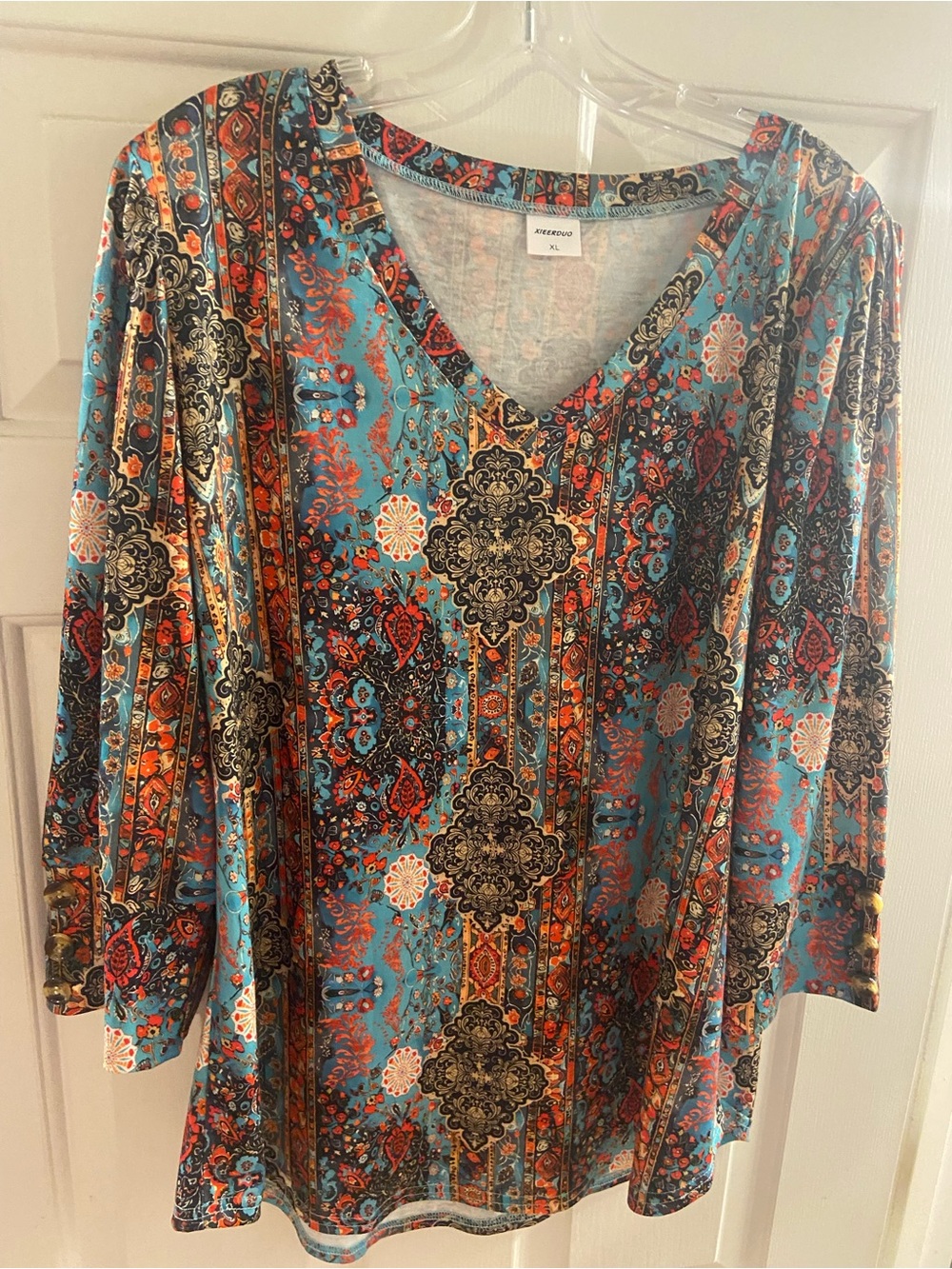 XL Western Boho Aztec Shirt V-Neck Gorgeous Top